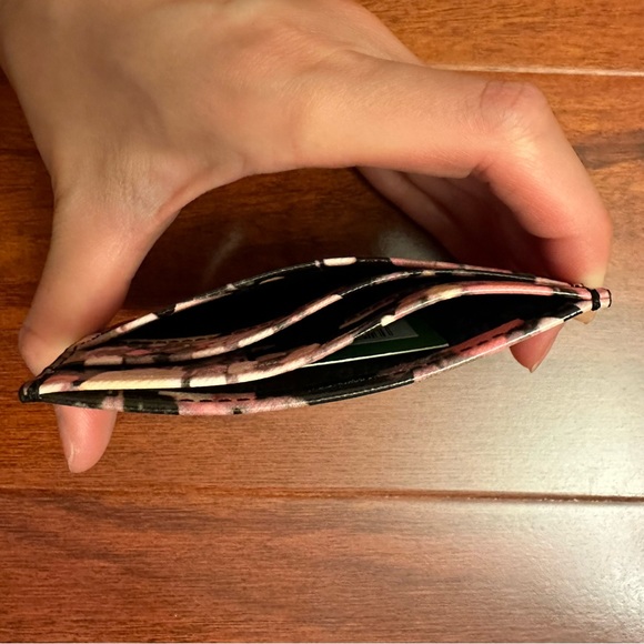 ๐จ HOST PICK ๐ Kate Spade Pink & Gold Glitter Leather Card Holder w/Gift Box - Picture 3 of 6